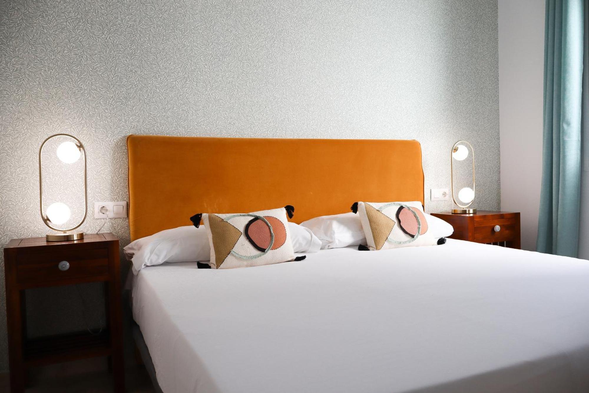 Monkeys Apartments Lumbreras Deluxe Sevilla Dış mekan fotoğraf